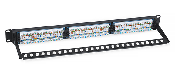 Патч-панель 19 (1U), 24 портов RJ-45, категория 6A, Dual IDC, с задним кабельным организатором.<br />Вид в сборе.